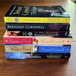 Lot of six Bernard Cornwall books